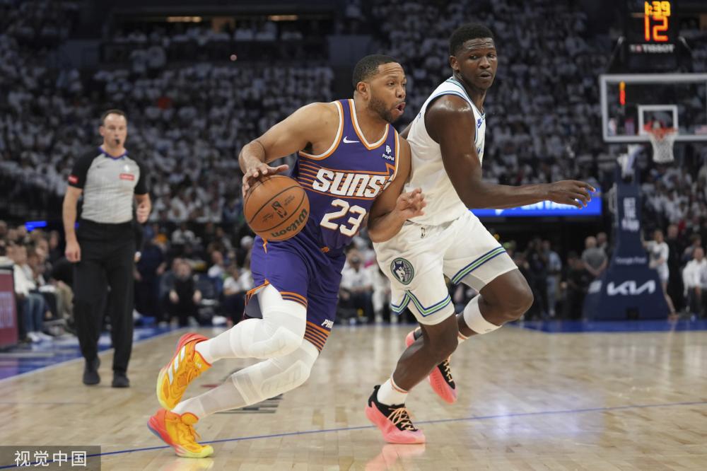 使其在国际 使其在国际